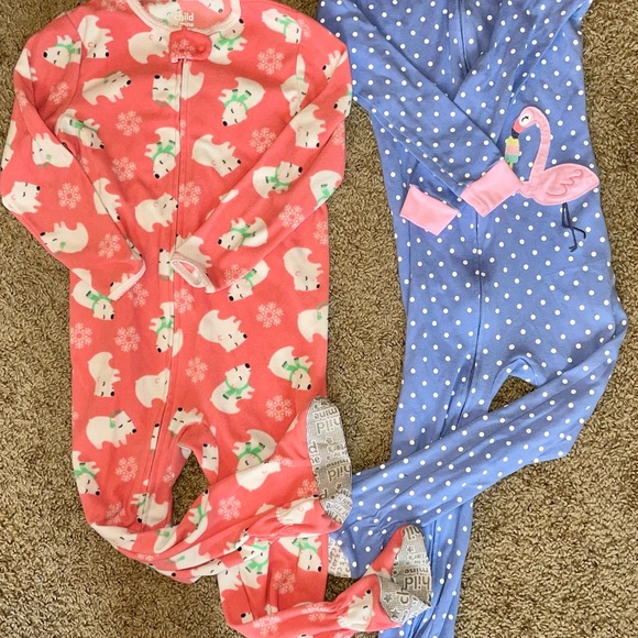Bundle Girls PJ’s - Picture 2 of 2